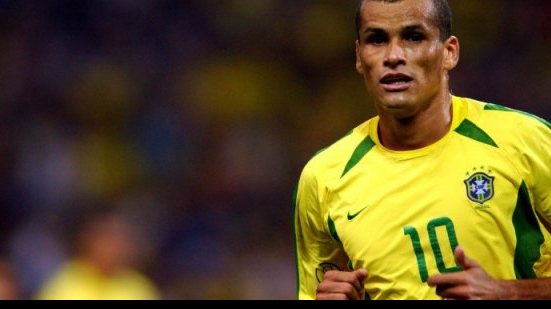 Imagem Rivaldo se assusta com crime no Rio e pede para estrangeiros não virem ao Brasil
