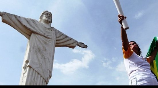 Imagem Por falta de segurança, Ministério do Trabalho embarga obras na Vila Olímpica