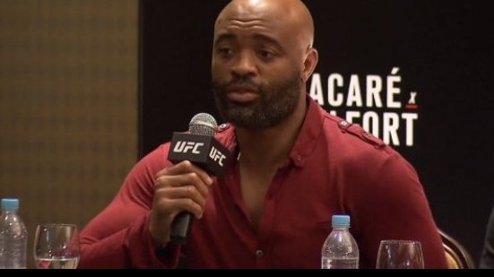 Imagem  Anderson Silva será operado e está fora do UFC 198