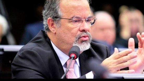 Imagem Jogos Olímpicos do Rio são a preocupação imediata de novo ministro da defesa