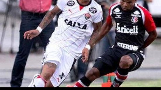 Imagem Em horário indigesto, Vitória encara Santa Cruz na volta à elite do Brasileirão