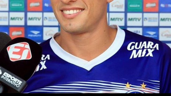 Imagem Juninho não revela se será titular, mas garante estar preparado 