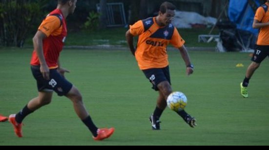 Imagem Como Norberto de titular, Vitória encerra preparação para duelo coma Lusa
