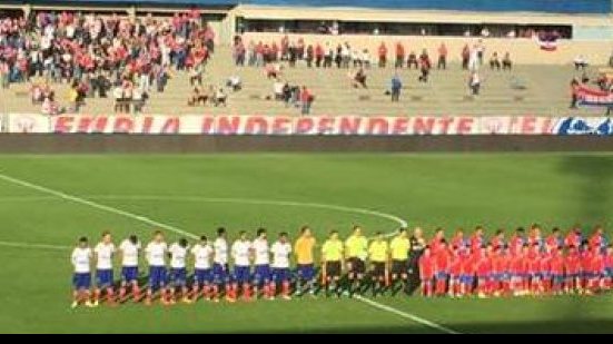Imagem Bahia pressiona mas fica no empate sem gols contra o Paraná