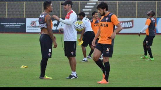 Imagem Tiago Real vê Vitória confiante para o duelo com o América-MG no Independência