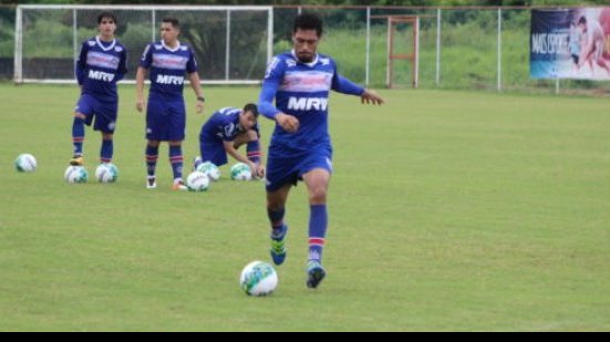 Imagem Com Hernane e sem T. Ribeiro, Bahia está relacionado para embate desta quarta
