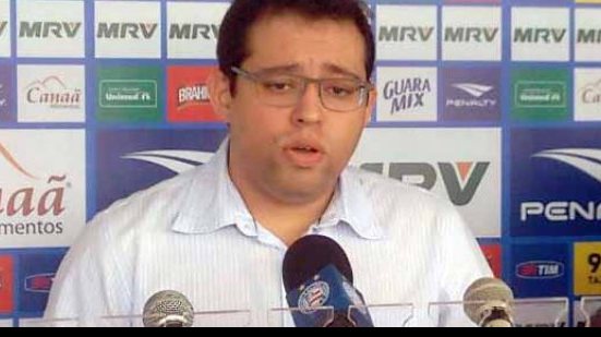 Imagem Vice do Bahia afirma que dirá "não ao Flamengo" se receber ligação por Hernane