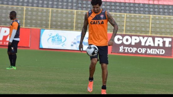 Imagem De olho em sequência positiva do Vitória na Série A, Victor Ramos pede foco