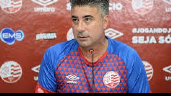 Imagem  Técnico do Náutico, Gallo pede melhor pontaria contra o Bahia