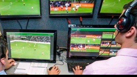 Imagem Fifa: Brasil será um dos primeiros países a testar uso de vídeo em arbitragem