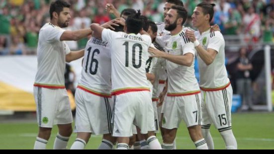 Imagem Em jogo quente, México vence o Uruguai pela Copa América