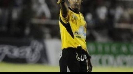 Imagem Arbitro de Pernambuco comanda Bahia x CRB