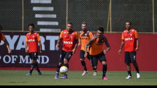 Imagem Vitória faz coletivo em mesmo horário de jogo contra o Botafogo