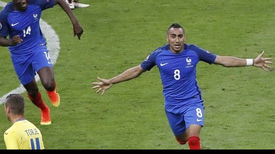Imagem França abre Eurocopa com vitória sobre a Romênia