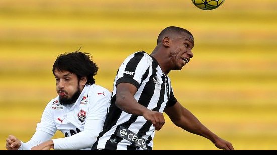 Imagem Brigando pela titularidade, Tiago Real busca o primeiro triunfo do Vitória fora 