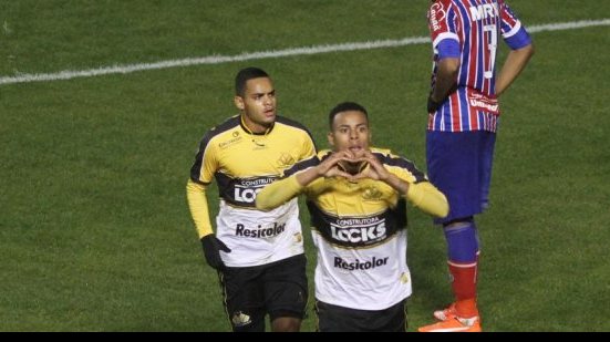 Imagem Bahia fica duas vezes na frente do placar, mas cede virada ao Criciúma