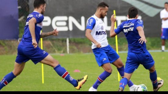 Imagem Bahia realiza treino com bola e Doriva esconde substitutos de suspensos