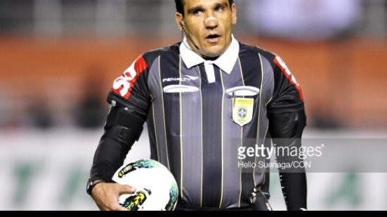 Imagem Trio de árbitros paulista comanda Bahia x Londrina neste sábado