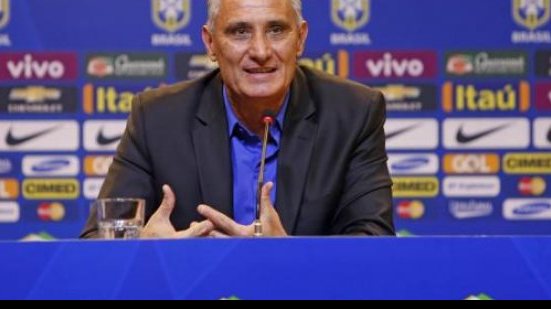 Imagem Tite defende mudanças para levar o Brasil à Copa do Mundo de 2018