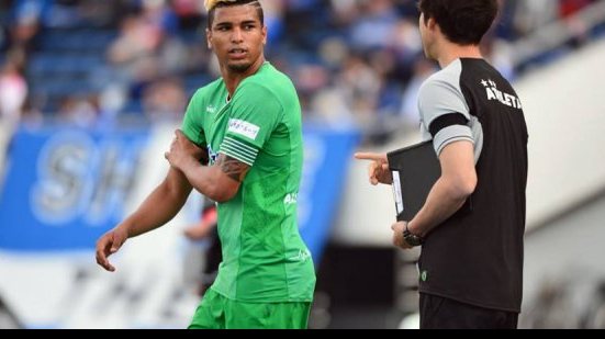 Imagem Atacante revelado no Vitória tenta acesso na segunda divisão japonesa