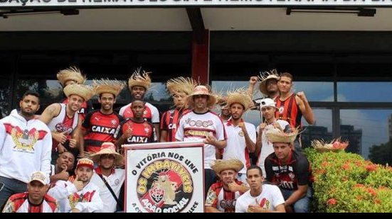 Imagem Organizada do Vitória faz mutirão para integrantes doarem sangue