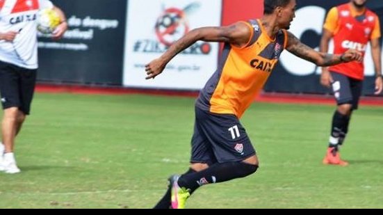 Imagem Vitória encara Grêmio tentando se recuperar e ficar fora do Z-4 no Brasileirão