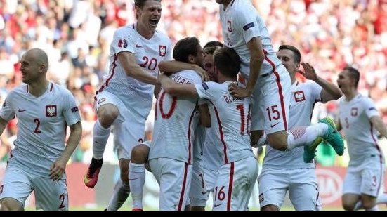 Imagem Polônia, País de Gales e Portugal avançam na Eurocopa