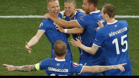 Imagem Islândia surpreende e derruba Inglaterra nas oitavas da Eurocopa