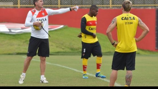 Imagem Vitória encerra preparação para duelo com o Sport