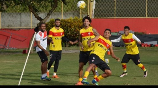 Imagem Com seis desfalques, Vitória relaciona 21 jogadores para enfrentar o Sport