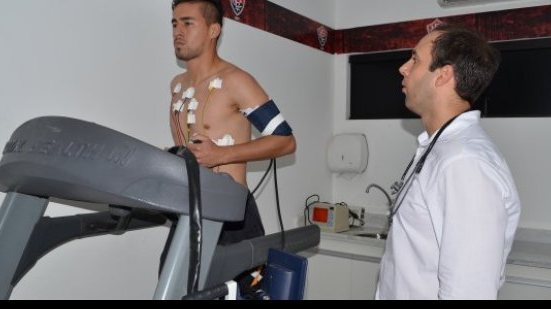 Imagem Atacante Boliviano assina contrato com o Vitória nesta quinta