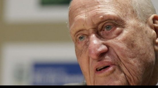Imagem João Havelange é internado com pneumonia em hospital do Rio