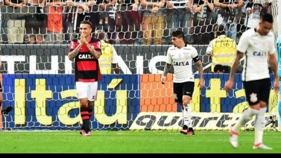 Imagem Série A: Corinthians massacra Flamengo; Botafogo vence Santa Cruz e respira