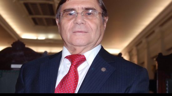 Imagem Diretoria do Bahia trava andamento de processo contra Marcelo Sant&#039;Ana 
