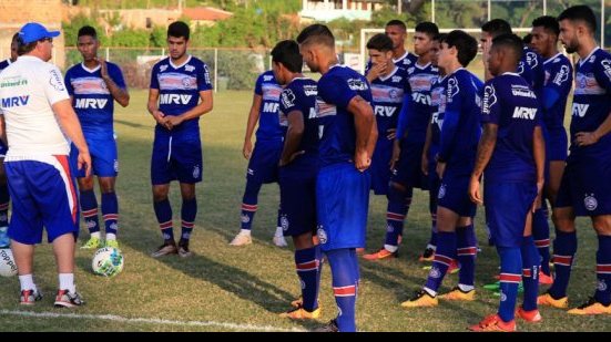Imagem Bahia faz intertemporada em Porto Seguro para espantar a má fase aos treinos