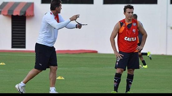 Imagem Mancini confirma retorno de Dagoberto contra o Fluminense