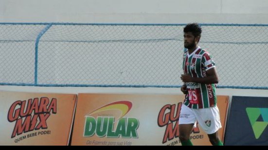 Imagem Zagueiro destaque do Baianão ficará fora dos gramados por seis meses