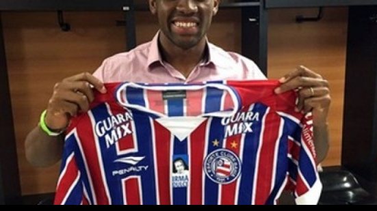 Imagem Após estender vínculo com Hernane, Bahia prorroga contrato de lateral-direito