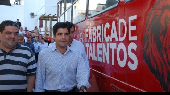 Imagem Prefeitura anuncia construção de estação de ônibus e terreno para o Vitória