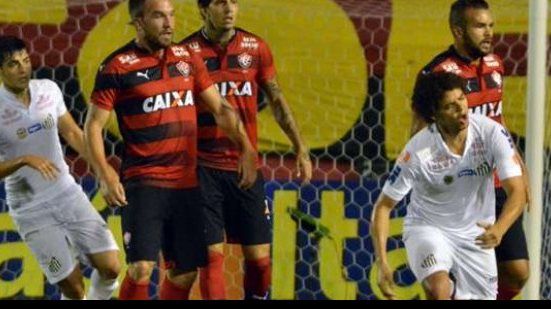 Imagem Mancini reclama de sistema defensivo do Vitória depois de derrota para o Santos