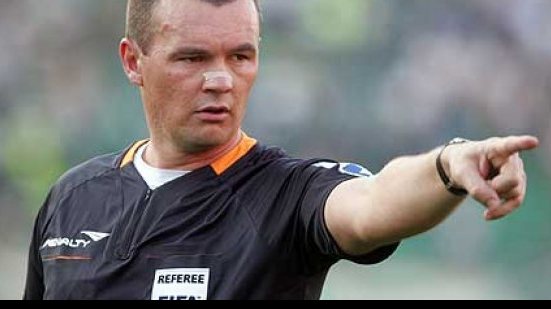 Imagem CBF divulga arbitragem para jogo entre Figueirense e Vitória