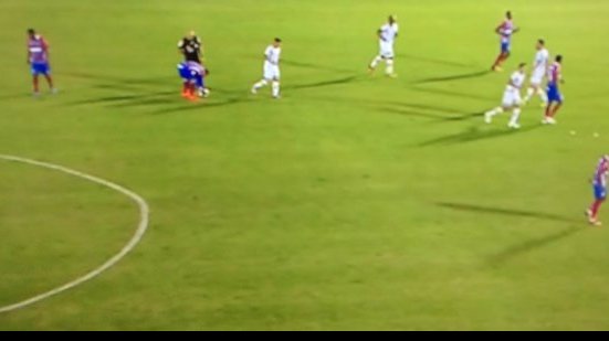 Imagem Bahia perde para o Bragantino e deixa escapar chance de encostar ao G-4