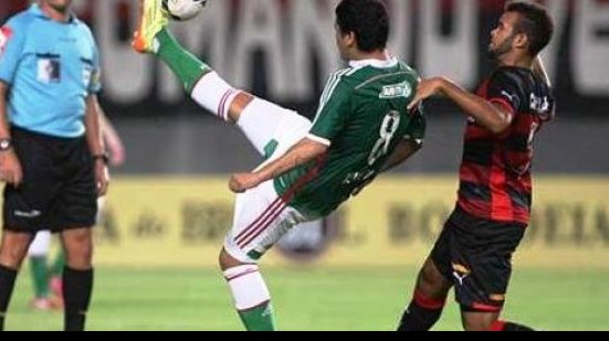 Imagem Fechando primeiro turno do Brasileirão, Vitória tenta surpreender Palmeiras