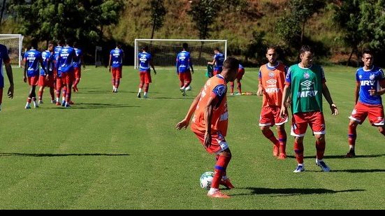 Imagem Ainda sem Feijão, Bahia faz treino tático no Fazendão