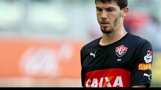 Imagem Avaí anuncia reforço que já passou pelo Vitória