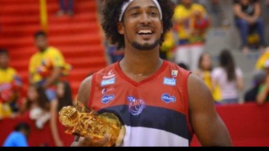 Imagem Buscando reforçar a equipe de Basquete, Vitória contrata campeão Sul-Americano
