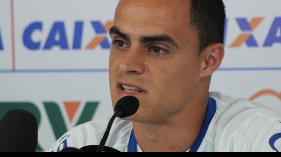 Imagem Apresentado, Victor Rangel se coloca à disposição para estrear