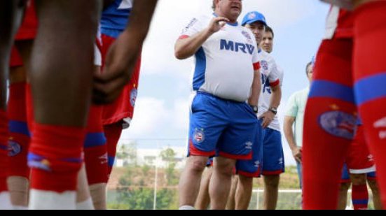 Imagem Com Hernane e novo atacante, Bahia viaja com 20 atletas para duelo com o Avaí