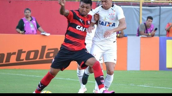 Imagem Alô porteiro: Vitória ingressa no Z4 e precisa pontuar contra o Corinthians