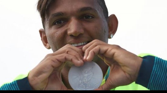 Imagem Governo destaca medalhistas e parabeniza baianos da Rio 2016